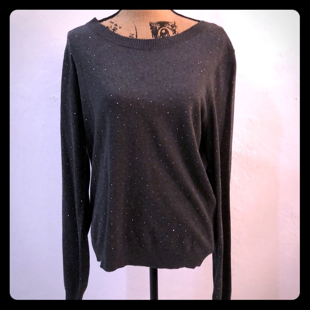 ⭐️Sweater with Sparkles⭐️